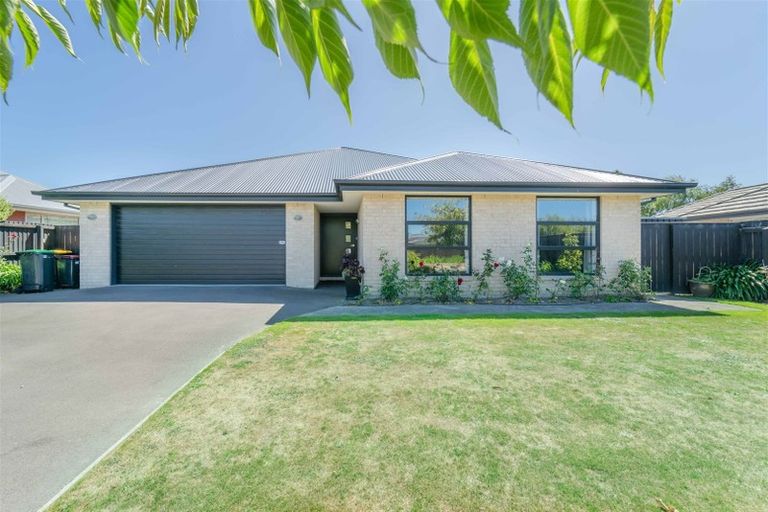 Photo of property in 59 Somerville Crescent, Aidanfield, Christchurch, 8025