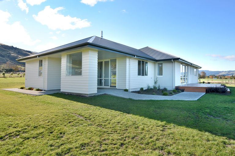 Photo of property in 242 Tirohanga Road, North Taieri, Mosgiel, 9092