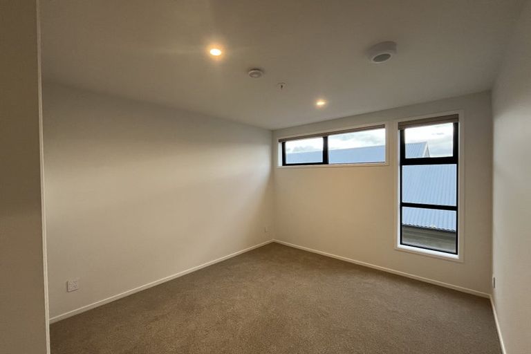 Photo of property in 12/200 Knights Road, Hutt Central, Lower Hutt, 5011