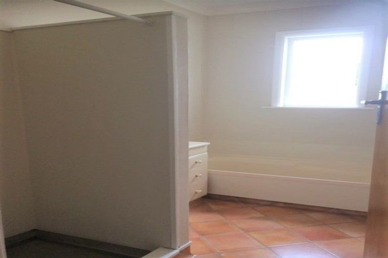 Photo of property in 35 Winchester Street, Levin, 5510