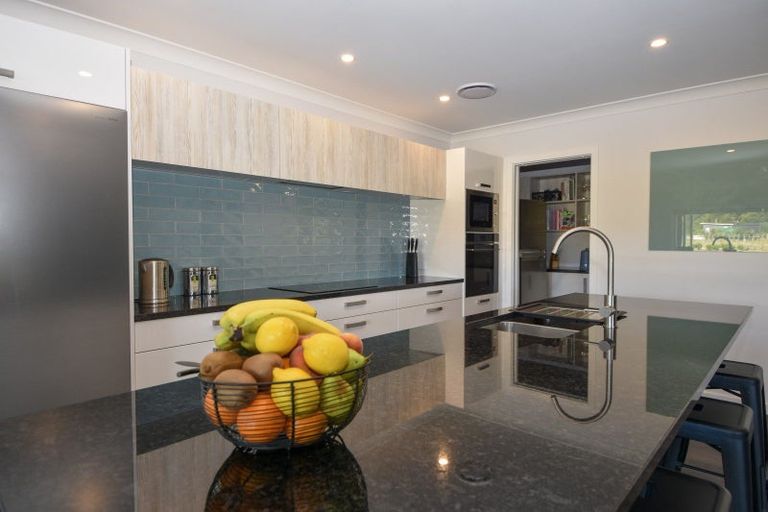 Photo of property in 66a Thomas Road, Carrington, Carterton, 5791