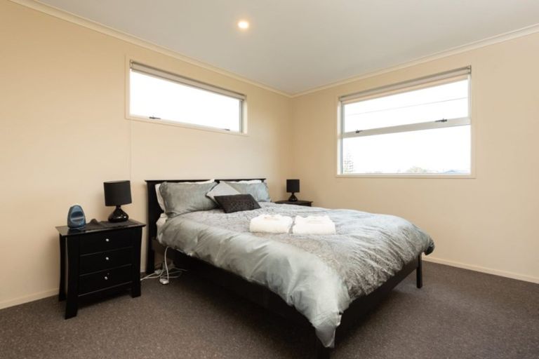 Photo of property in 131 Karewa Parade, Papamoa Beach, Papamoa, 3118