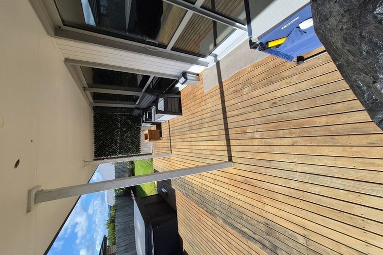 Photo of property in 112 Helenslee Road, Pokeno, 2472