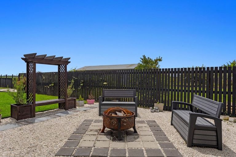 Photo of property in 73 Keepa Road, Coastlands, Whakatane, 3191