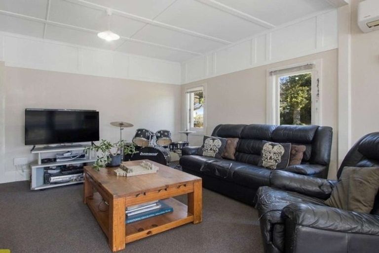 Photo of property in 3 Tauranga Road, Waihi, 3610
