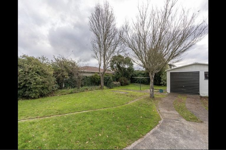 Photo of property in 52 Fergusson Street, Solway, Masterton, 5810