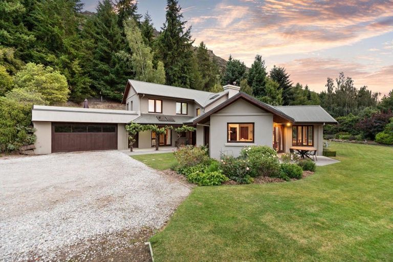 Photo of property in 515 Mount Barker Road, Wanaka, 9382