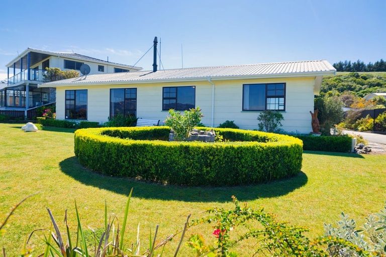 Photo of property in 41 South Bay Parade, South Bay, Kaikoura, 7300