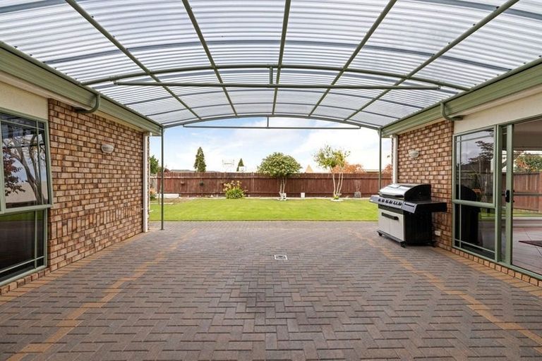 Photo of property in 6 Bouverie Crescent, Flagstaff, Hamilton, 3210