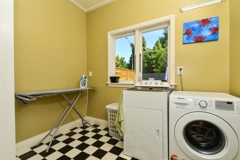 Photo of property in 15 Myrtle Street, Hamilton East, Hamilton, 3216