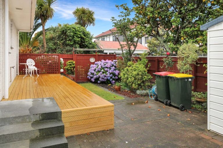 Photo of property in 48c Queens Grove, Hutt Central, Lower Hutt, 5010