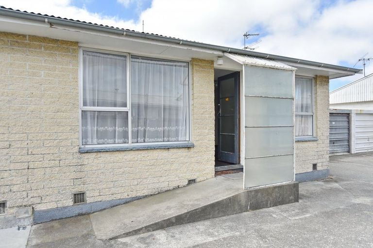 Photo of property in 2/560 Hereford Street, Linwood, Christchurch, 8011