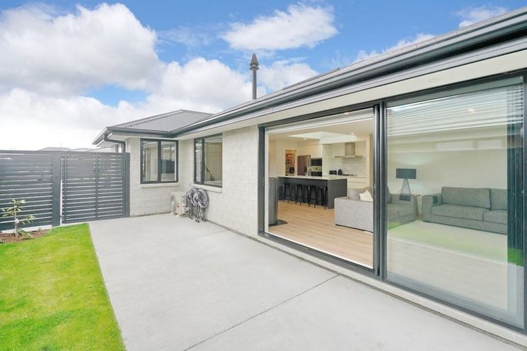 Photo of property in 46 William Deans Drive, Prebbleton, 7604