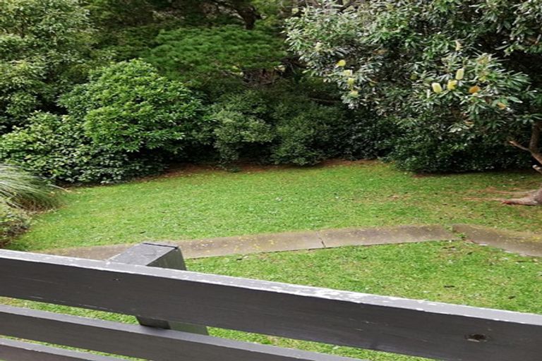 Photo of property in 64a Baylands Drive, Newlands, Wellington, 6037