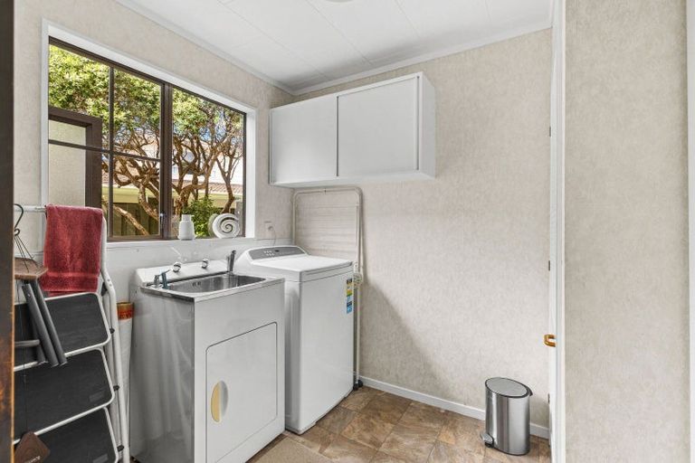 Photo of property in 27 Burtts Road, Durie Hill, Whanganui, 4500