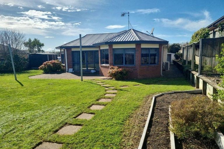 Photo of property in 13 Northmeadow Drive, Rototuna, Hamilton, 3210