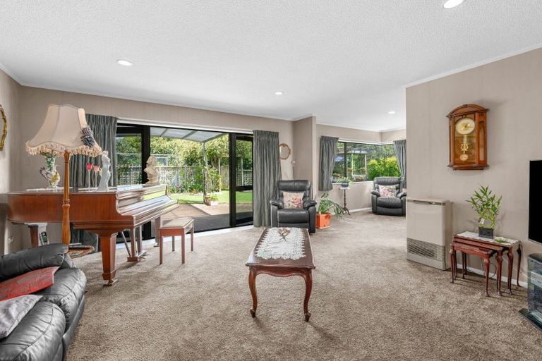 Photo of property in 11 Ben Lomond Place, Nawton, Hamilton, 3200