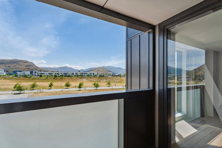 Photo of property in Kawarau Residences, 404/16 Mountain Ash Drive, Frankton, Queenstown, 9300