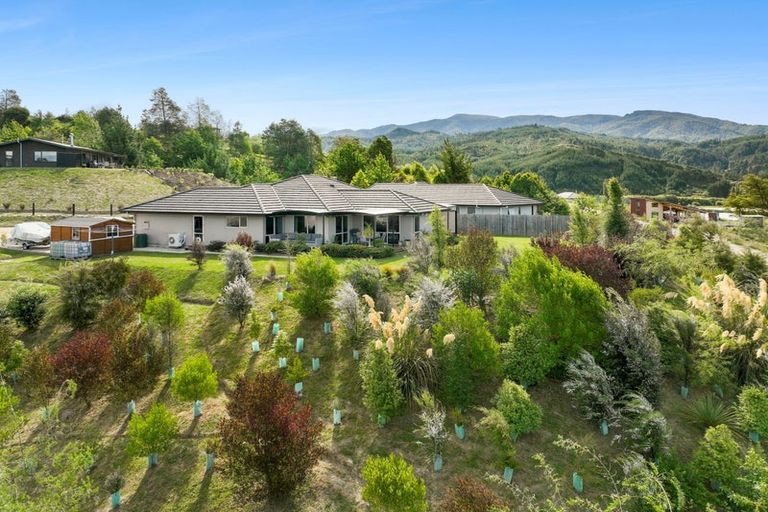 Photo of property in 15 Pineview Way, Motueka, 7196