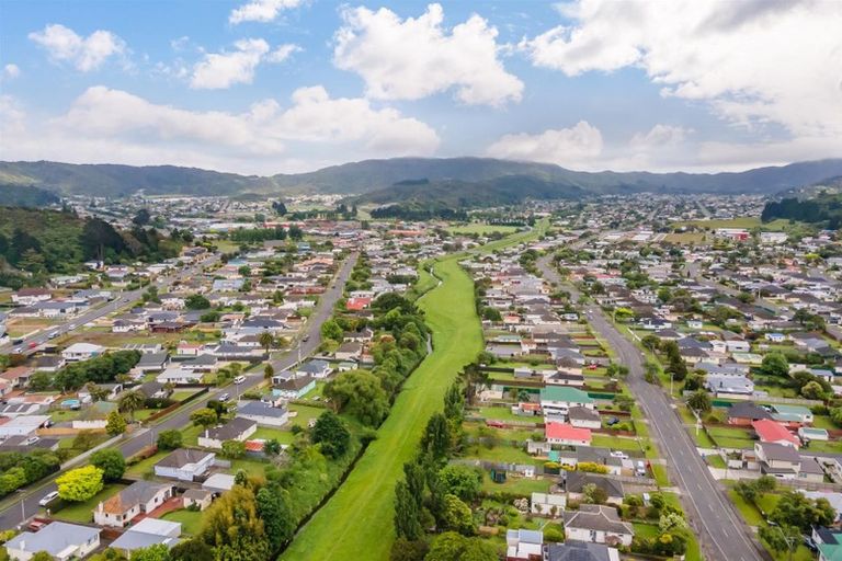 Photo of property in 11 Moohan Street, Wainuiomata, Lower Hutt, 5014