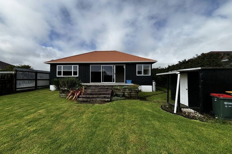 Photo of property in 4 Maranui Street, Welbourn, New Plymouth, 4310