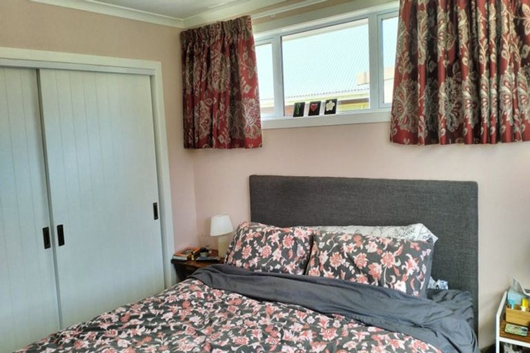 Photo of property in 562 Main Road North, Timberlea, Upper Hutt, 5018