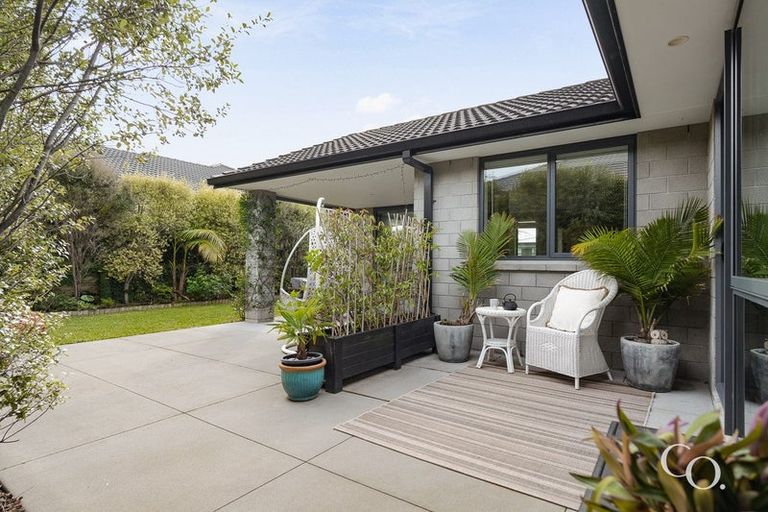 Photo of property in 14 Cowell Crescent, Pyes Pa, Tauranga, 3112