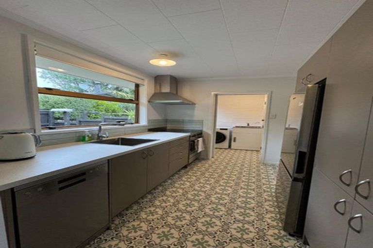 Photo of property in 19 Keirunga Road, Havelock North, 4130