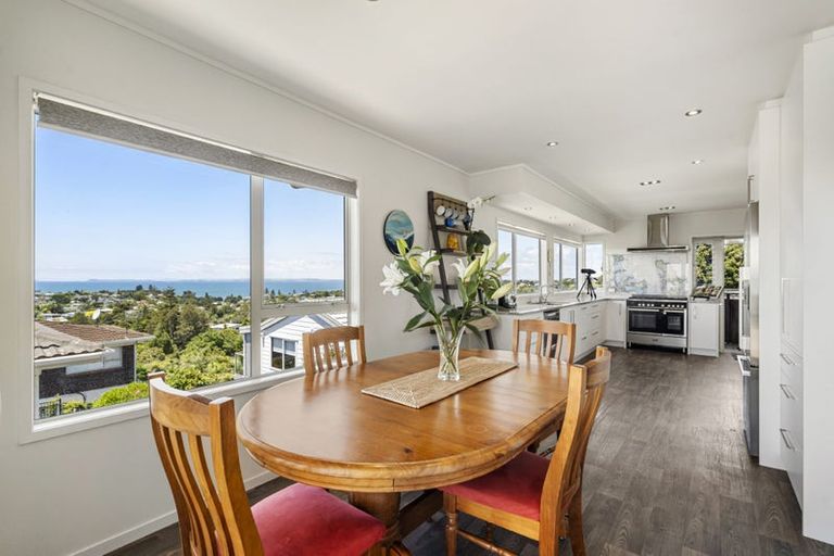 Photo of property in 22 Summit Drive, Torbay, Auckland, 0630