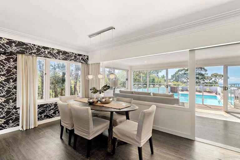 Photo of property in 479 East Coast Road, Murrays Bay, Auckland, 0630