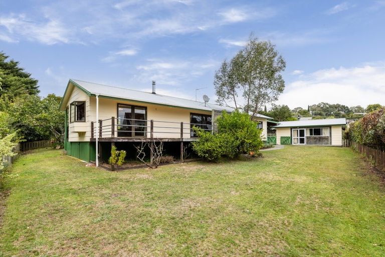 Photo of property in 13 Ritchie Place, Havelock North, 4130
