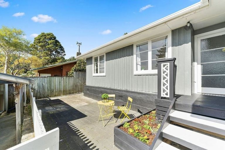 Photo of property in 132a Wyndham Road, Pinehaven, Upper Hutt, 5019