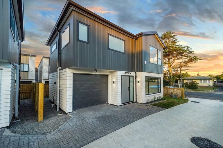 Photo of property in 71f Kimpton Road, Papatoetoe, Auckland, 2025