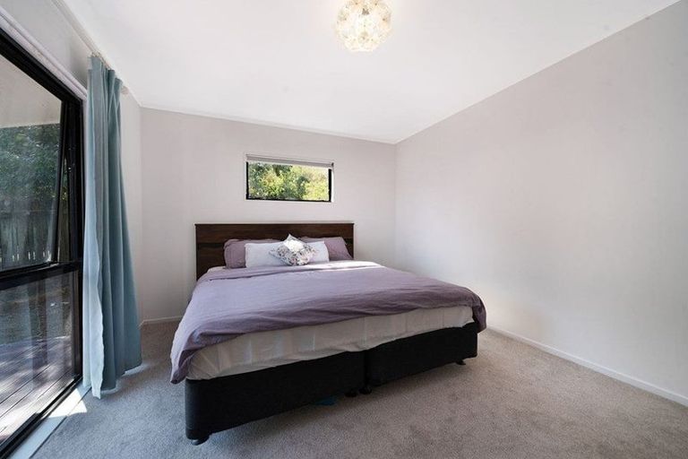 Photo of property in 1/76 Chilcott Road, Henderson, Auckland, 0612