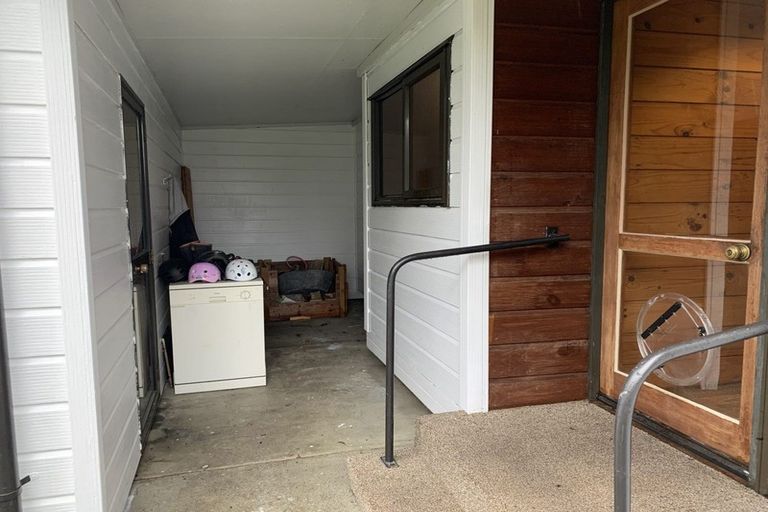 Photo of property in 50 Mckenzie Street, Geraldine, 7930