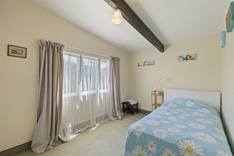 Photo of property in 6 Tawa Street, Inglewood, 4330
