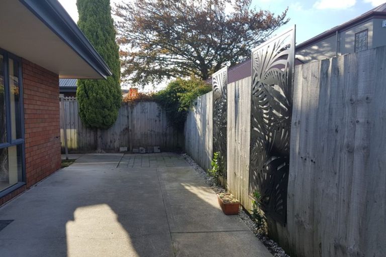 Photo of property in 63 Parade Court, Addington, Christchurch, 8024