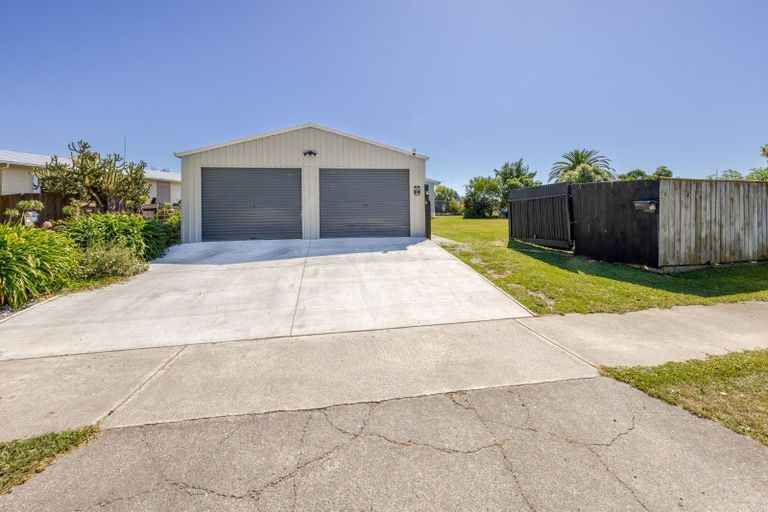 Photo of property in 14 Redwood Drive, Waipukurau, 4200