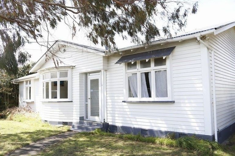Photo of property in 7 Cambridge Street, Gonville, Whanganui, 4501