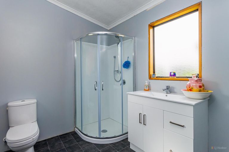 Photo of property in 12 James Street, Waimate, 7980