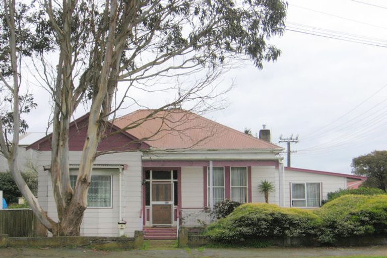 Photo of property in 2-4 Ravensworth Place, Foxton, 4814