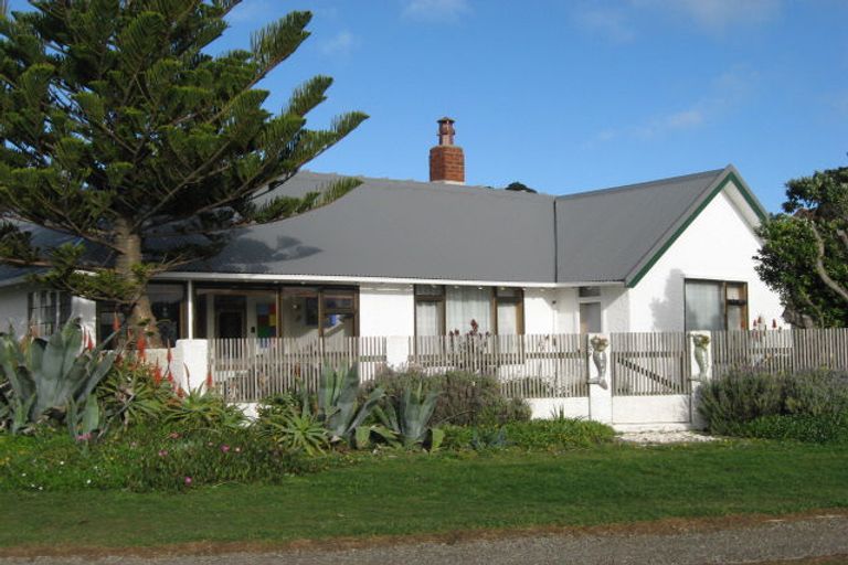 Photo of property in 51 Forres Street, Seatoun, Wellington, 6022