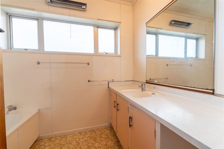 Photo of property in 7 Andrew Street, Waimate, 7924