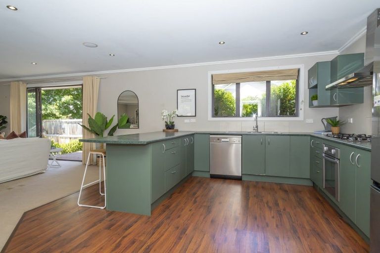 Photo of property in 28 Quill Street, Lake Hayes, Queenstown, 9304