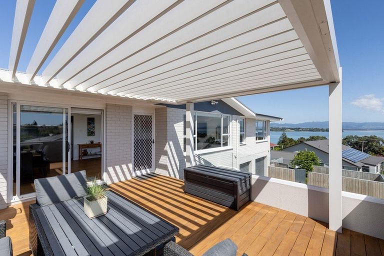 Photo of property in 6 Coppelia Avenue, Omokoroa, 3114