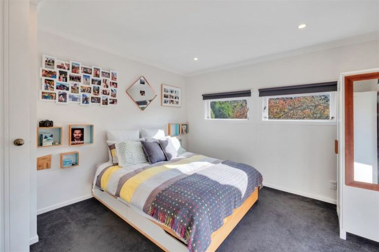 Photo of property in 905 Swanson Road, Swanson, Auckland, 0612