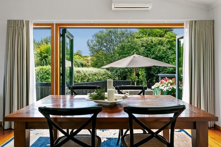 Photo of property in 27 Chesham Avenue, Waipahihi, Taupo, 3330