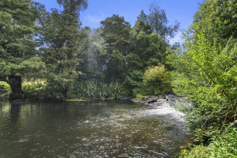 Photo of property in 492 Mangakahia Road, Maungatapere, Whangarei, 0179