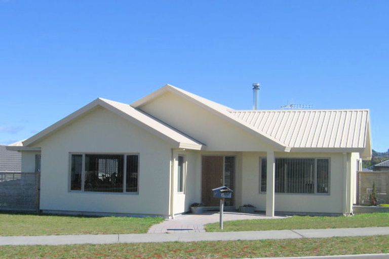 Photo of property in 2 Woburn Place, Nukuhau, Taupo, 3330