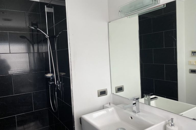 Photo of property in 69 Queens Road, Waikanae Beach, Waikanae, 5036